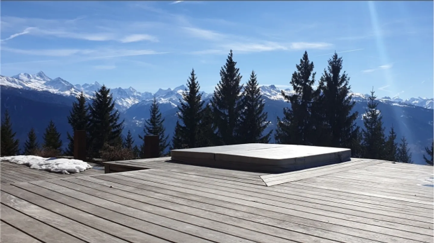 LAGE Familienchalet mit Panoramablick auf die Alpen - Foto 3 von 20