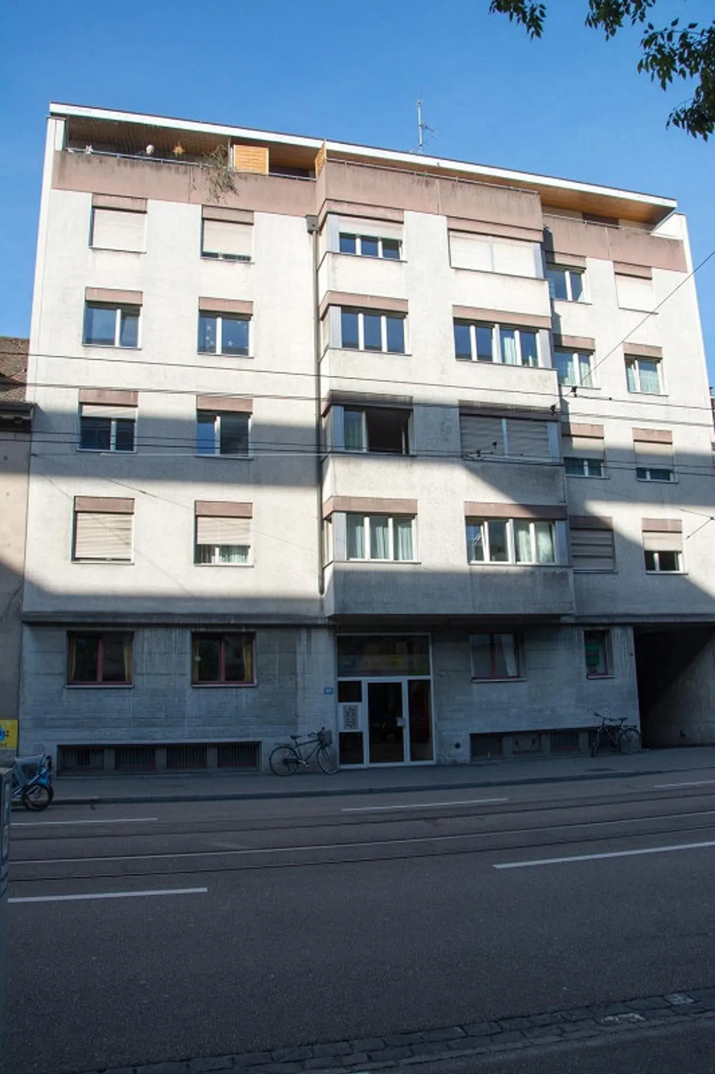 Underground parking space near the fair, comfortable - Basel Riehenring - Photo 1 of 4