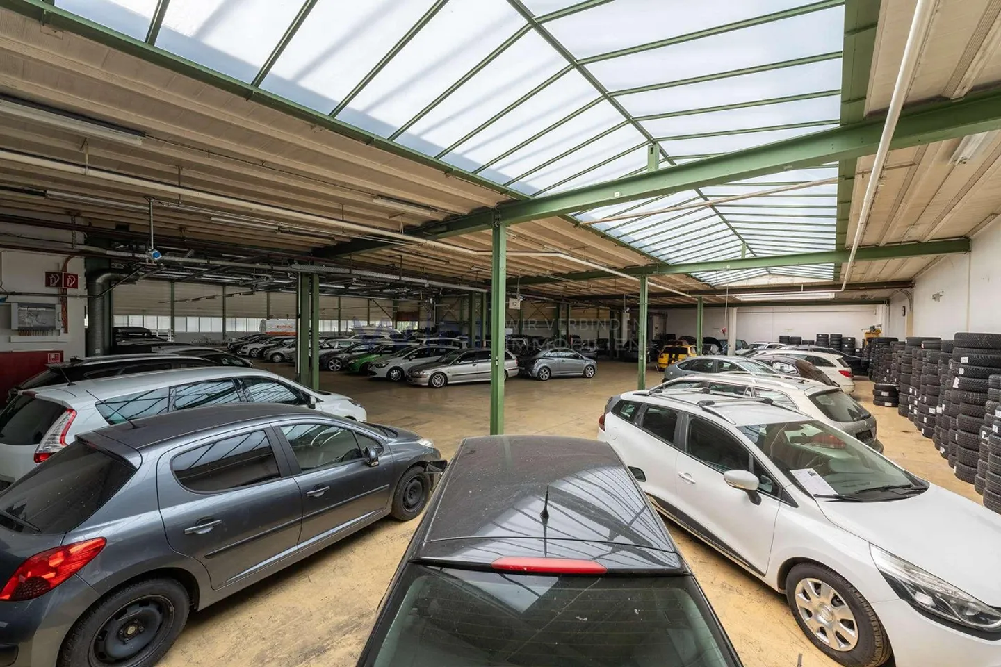 Versatile Industrial Property - Photo 2 of 13