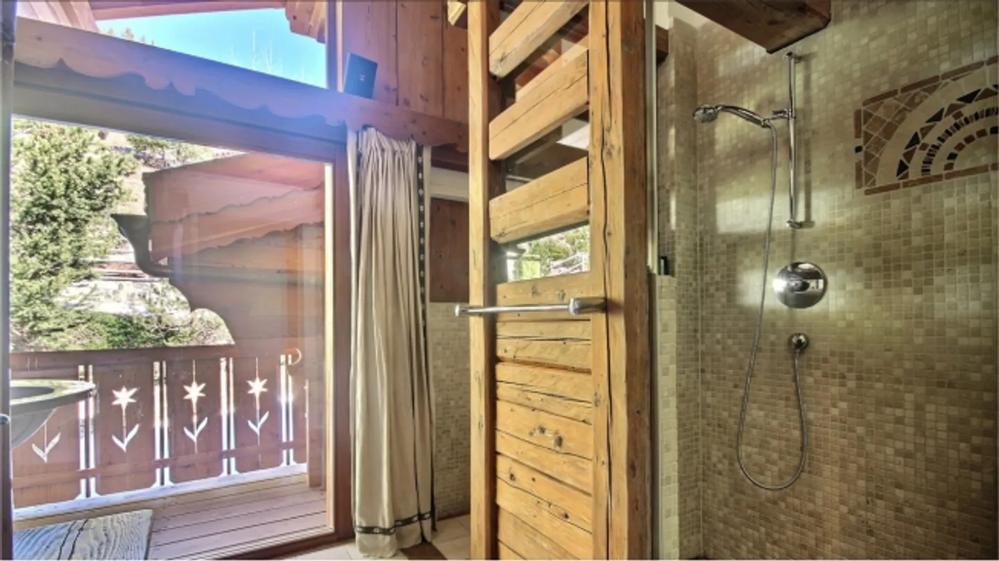 LAGE Familienchalet mit Panoramablick auf die Alpen - Foto 9 von 20