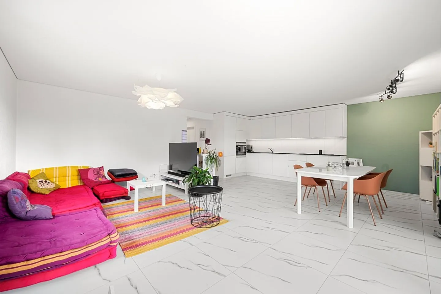 Appartamento moderno al piano terra - Foto 8 di 13