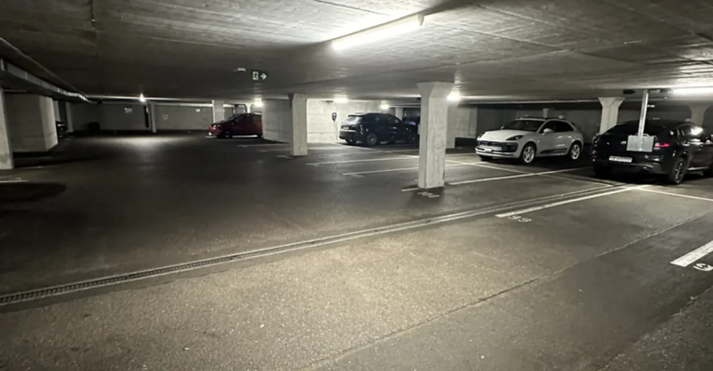 Parking Intérieur Proche Gare - Photo 2 sur 2