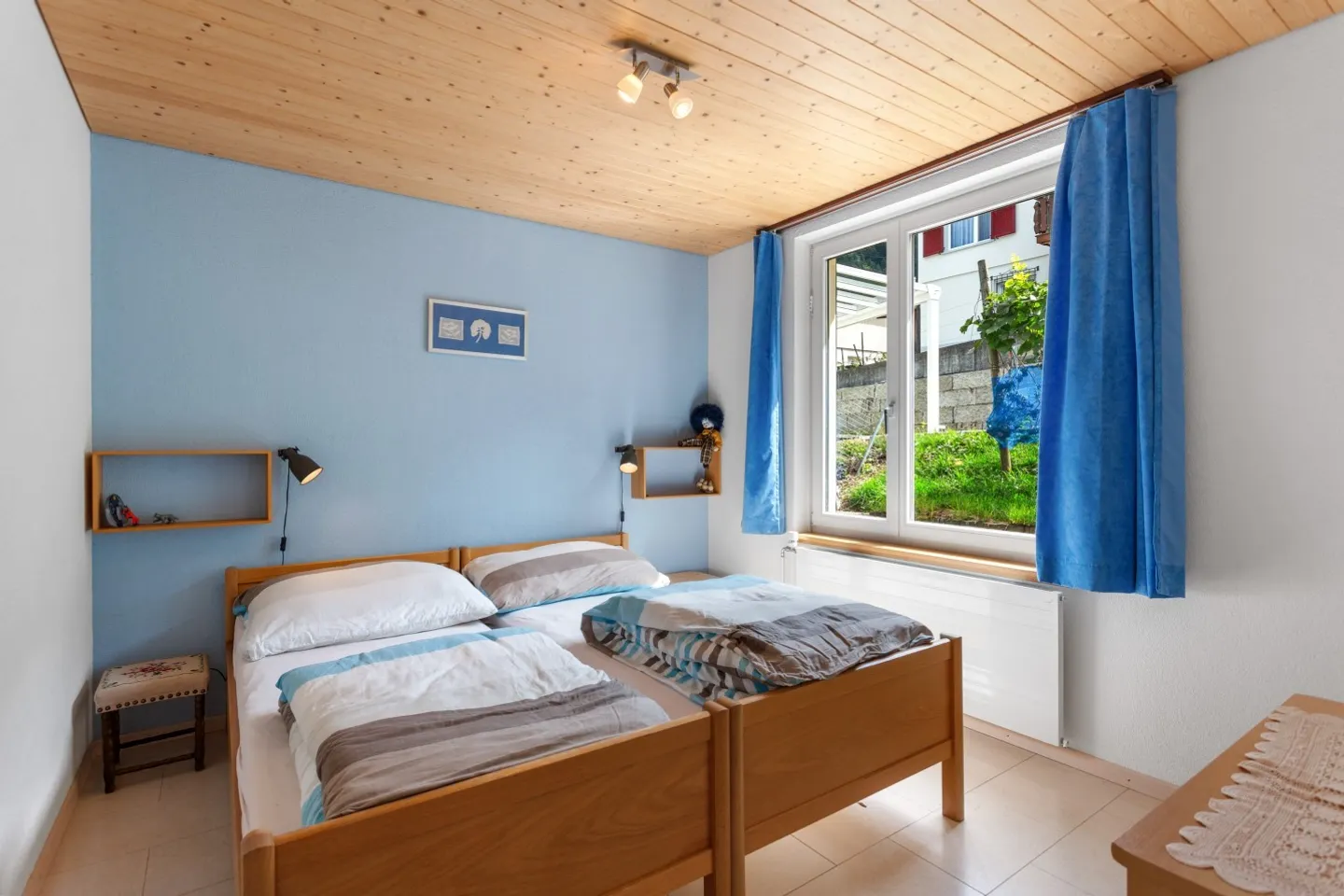 Charmante maison individuelle avec vue sur le lac et la montagne - Photo 8 sur 12