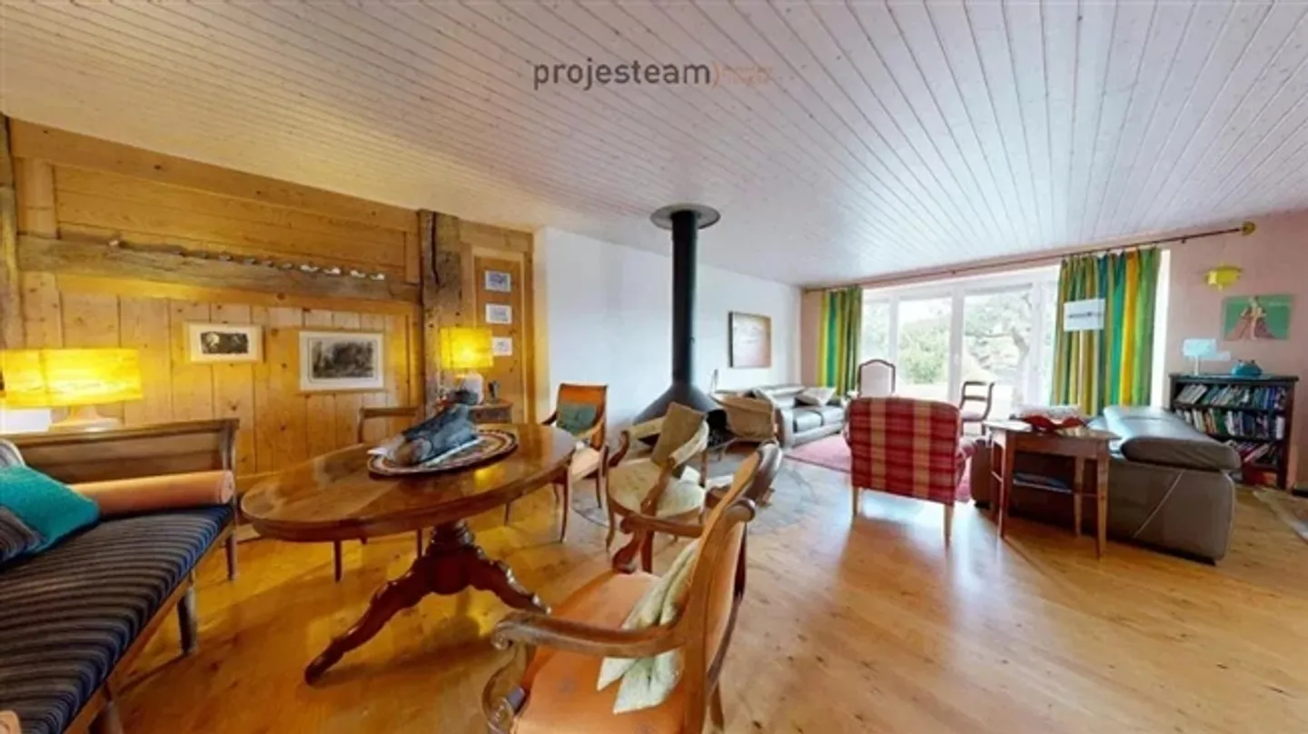 Volume, Character and Potential in a Historical and Renovated Farmhouse - Photo 4 of 20