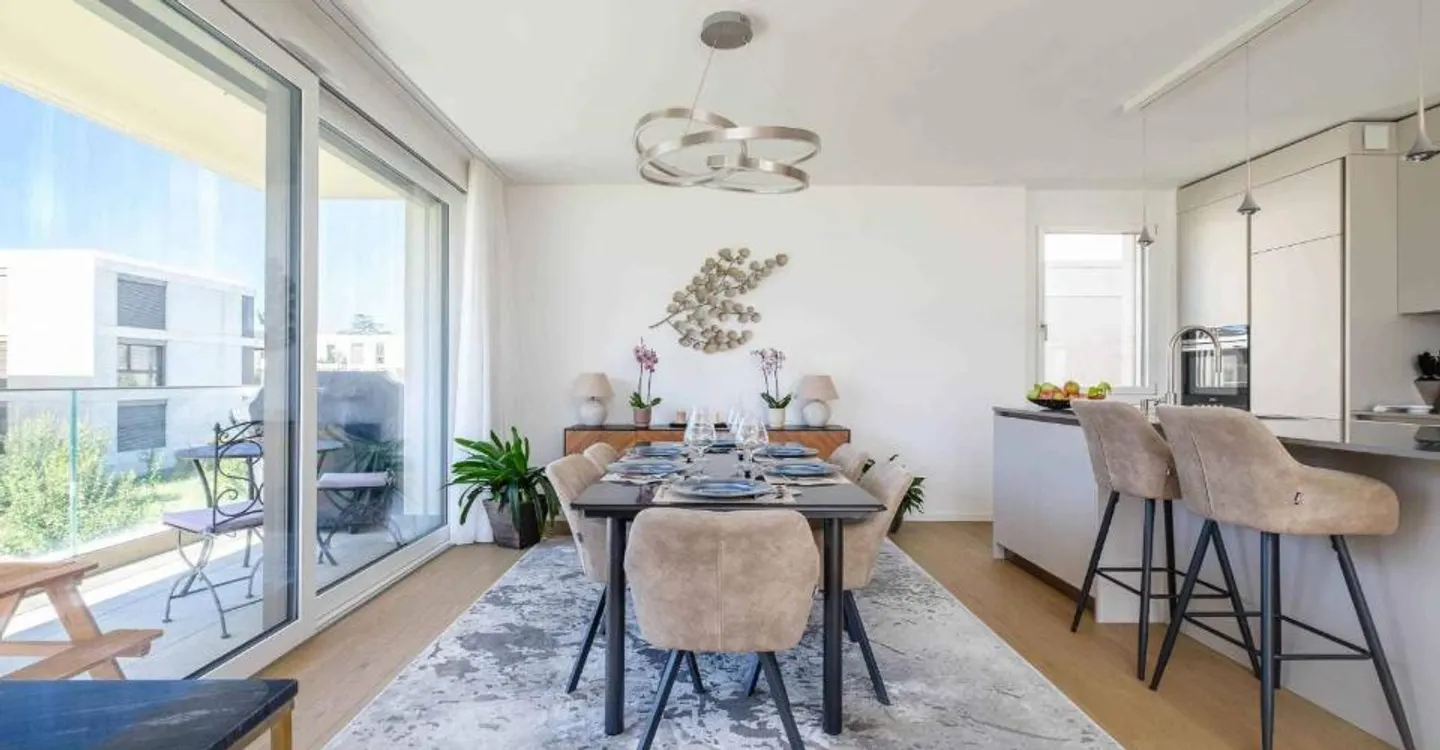 Exclusive: 5-room apartment in THPE residence - Photo 3 of 12
