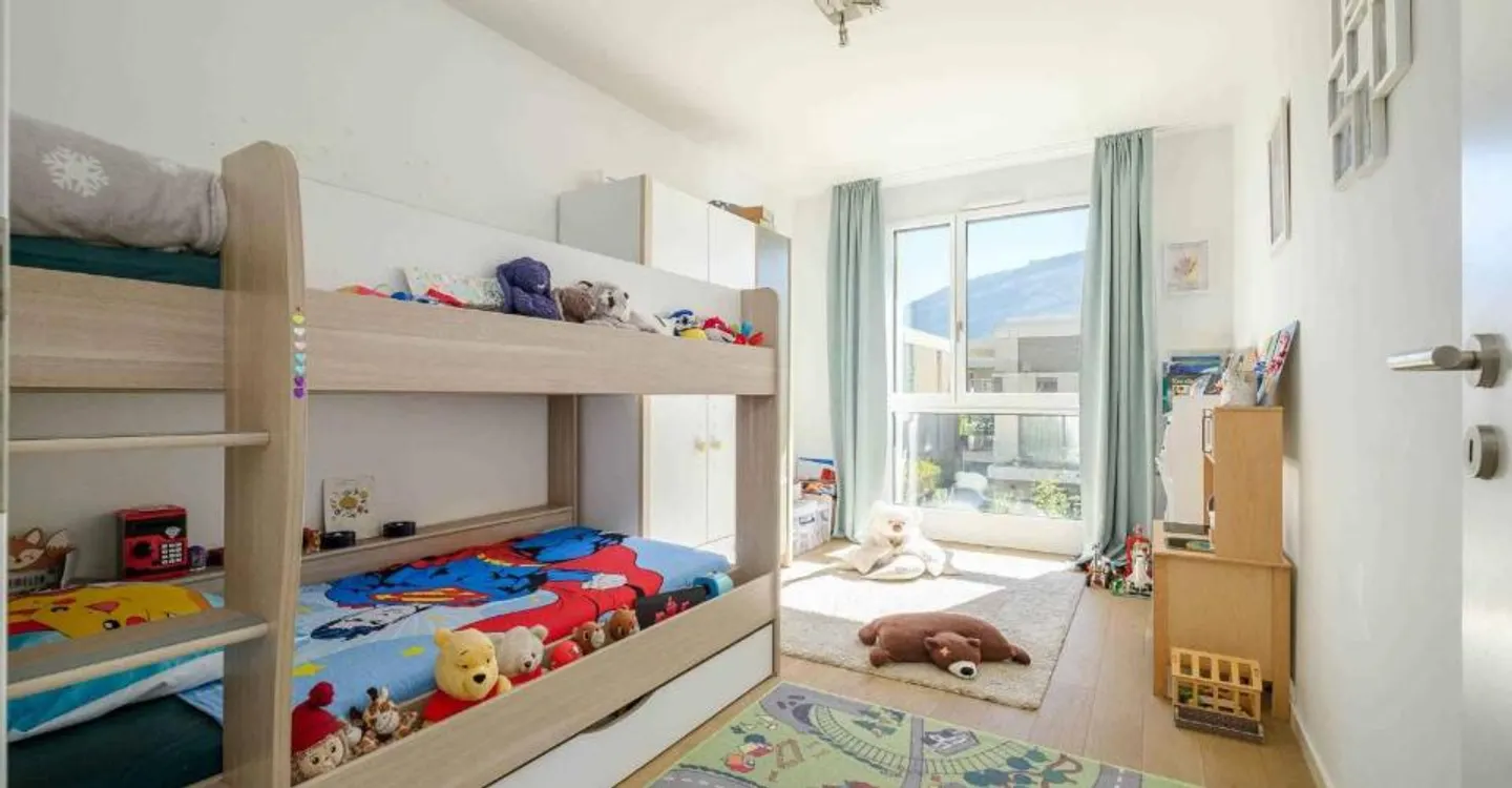 Exclusive: 5-room apartment in THPE residence - Photo 8 of 12