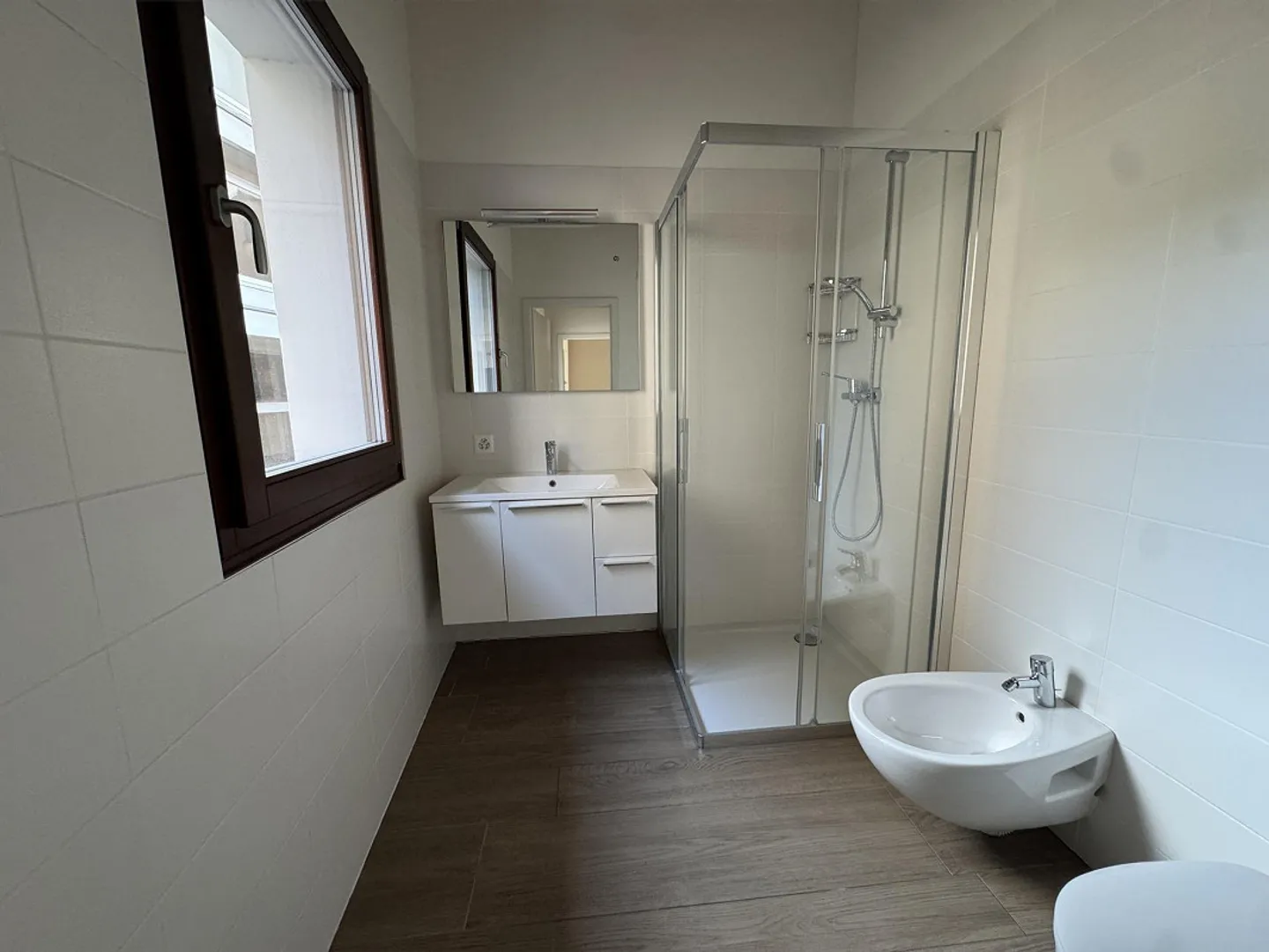 Ufficio moderno a Chiasso - Foto 7 di 8