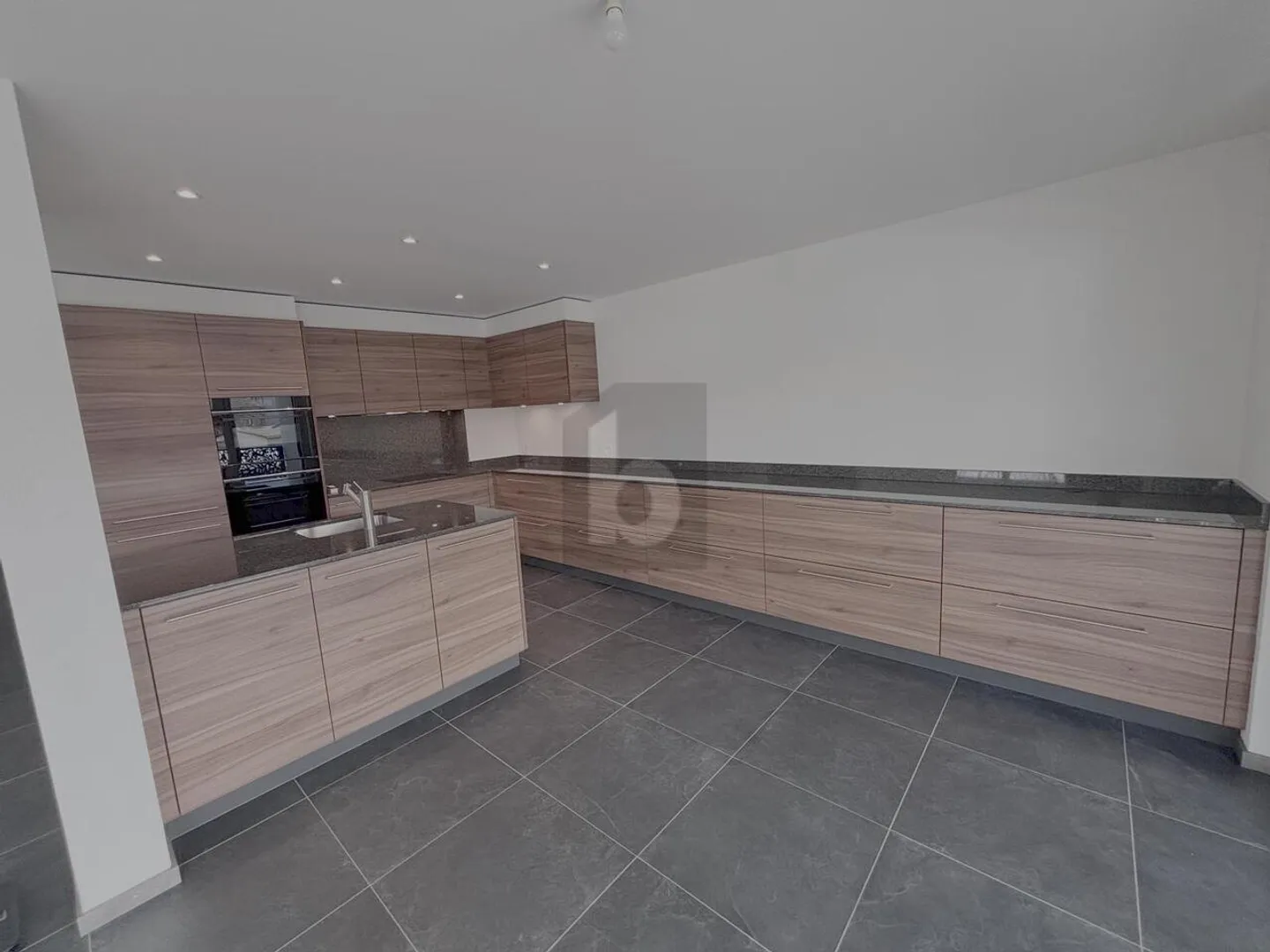 Wohnung mieten - Foto 1 von 6