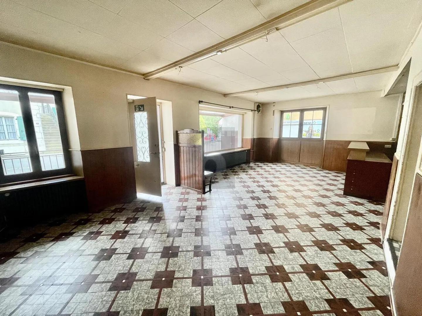 BELLE OPPORTUNITÉ POUR RÉNOVATION OU PROMOTION - Photo 3 sur 6