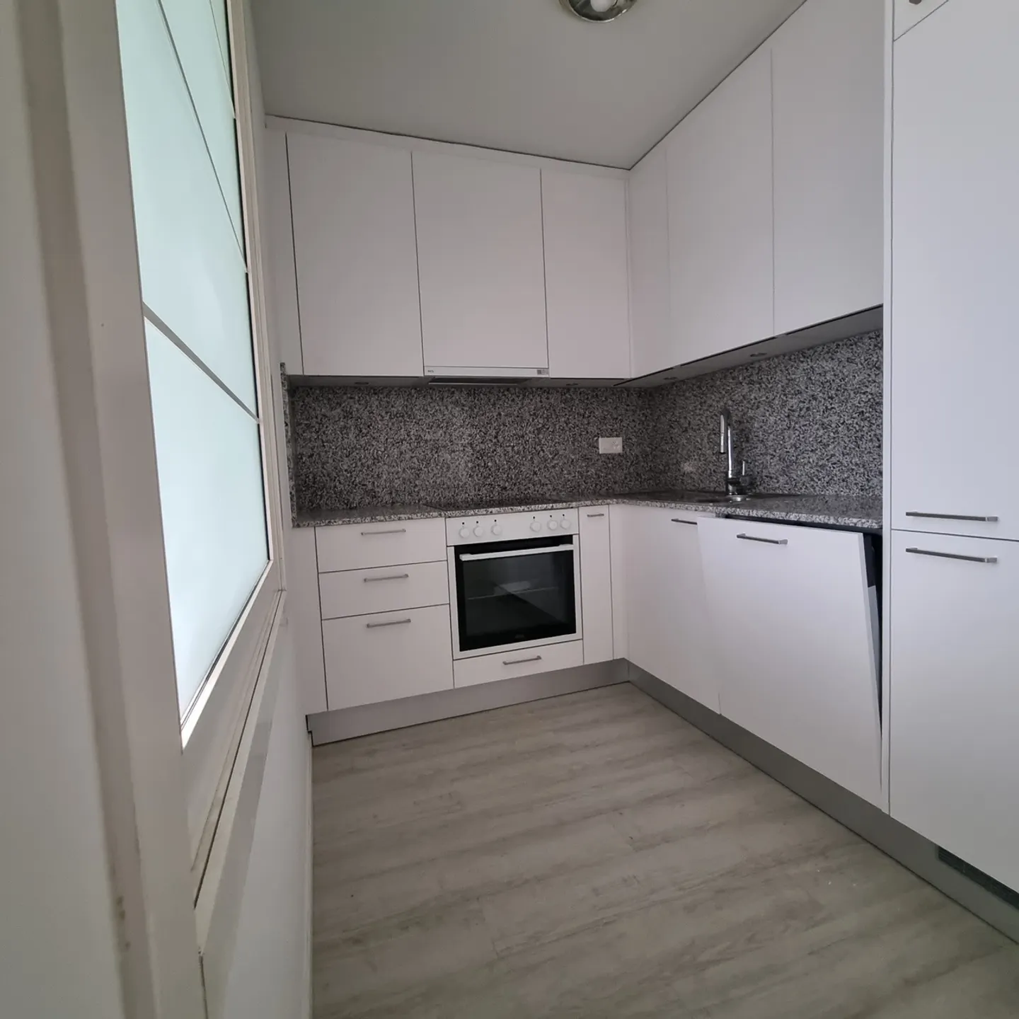 Zu vermieten Duplex-Wohnung mit 2,5 Zimmern in Ascona - Foto 3 von 7
