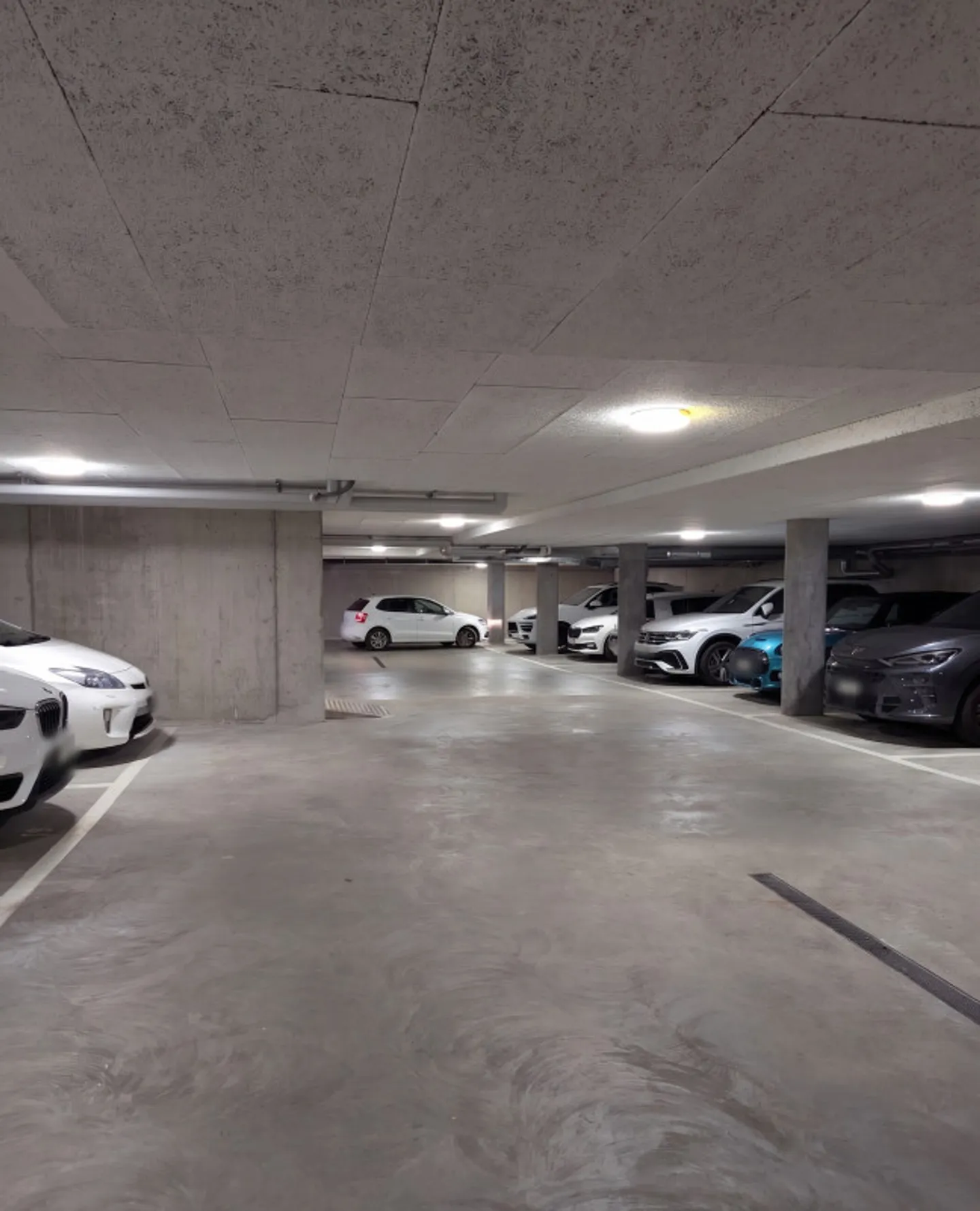 UNDERGROUND PARKING SPACE FOR SALE - DELÉMONT CENTER - Photo 2 of 3