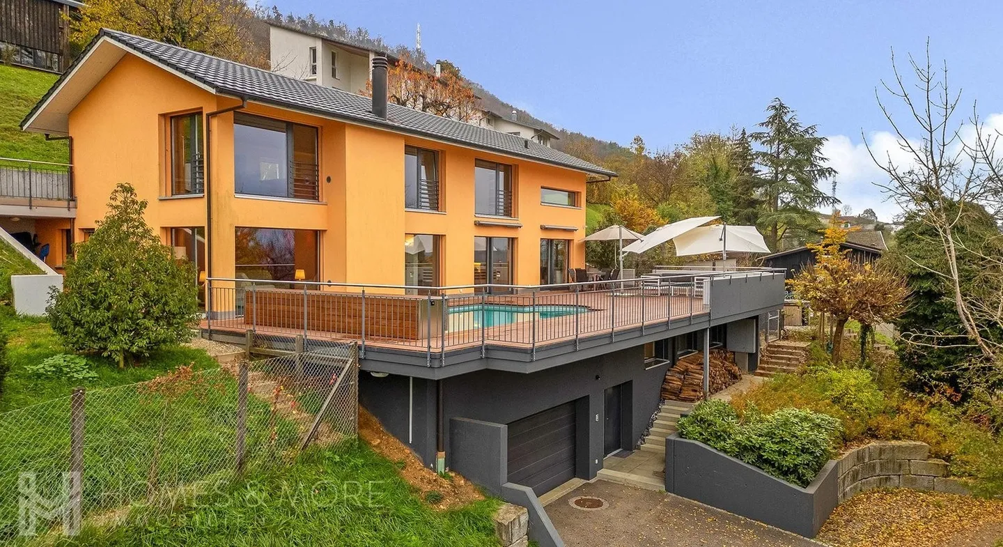 PACE, VISTA LONTANA E IDEALI COLLEGAMENTI AI TRASPORTI PUBBLICI - Foto 2 di 9