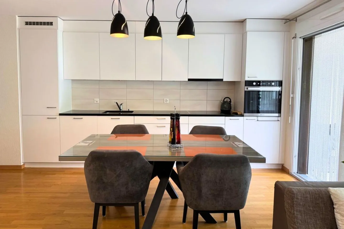 Payerne - Appartement 3.5 pièces avec deux terrasses - Photo 2 sur 8