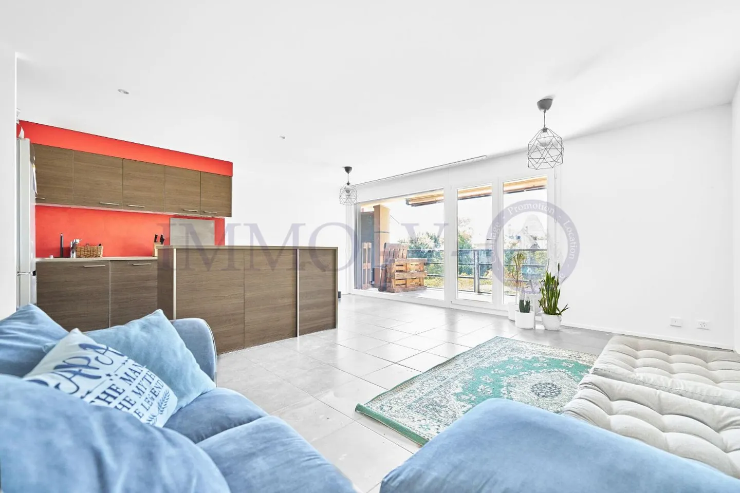 Modernes Apartment mit Balkon - Foto 3 von 7