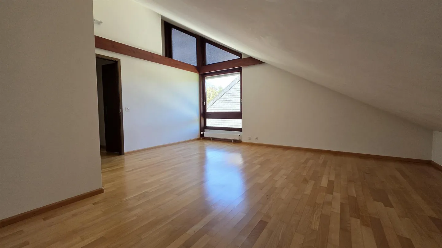 Charmantes Duplex mit Garten in Riehen - Foto 7 von 9