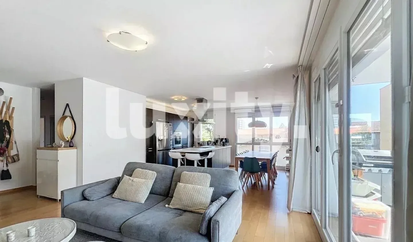 Beautiful fully furnished apartment - Photo 1 of 4