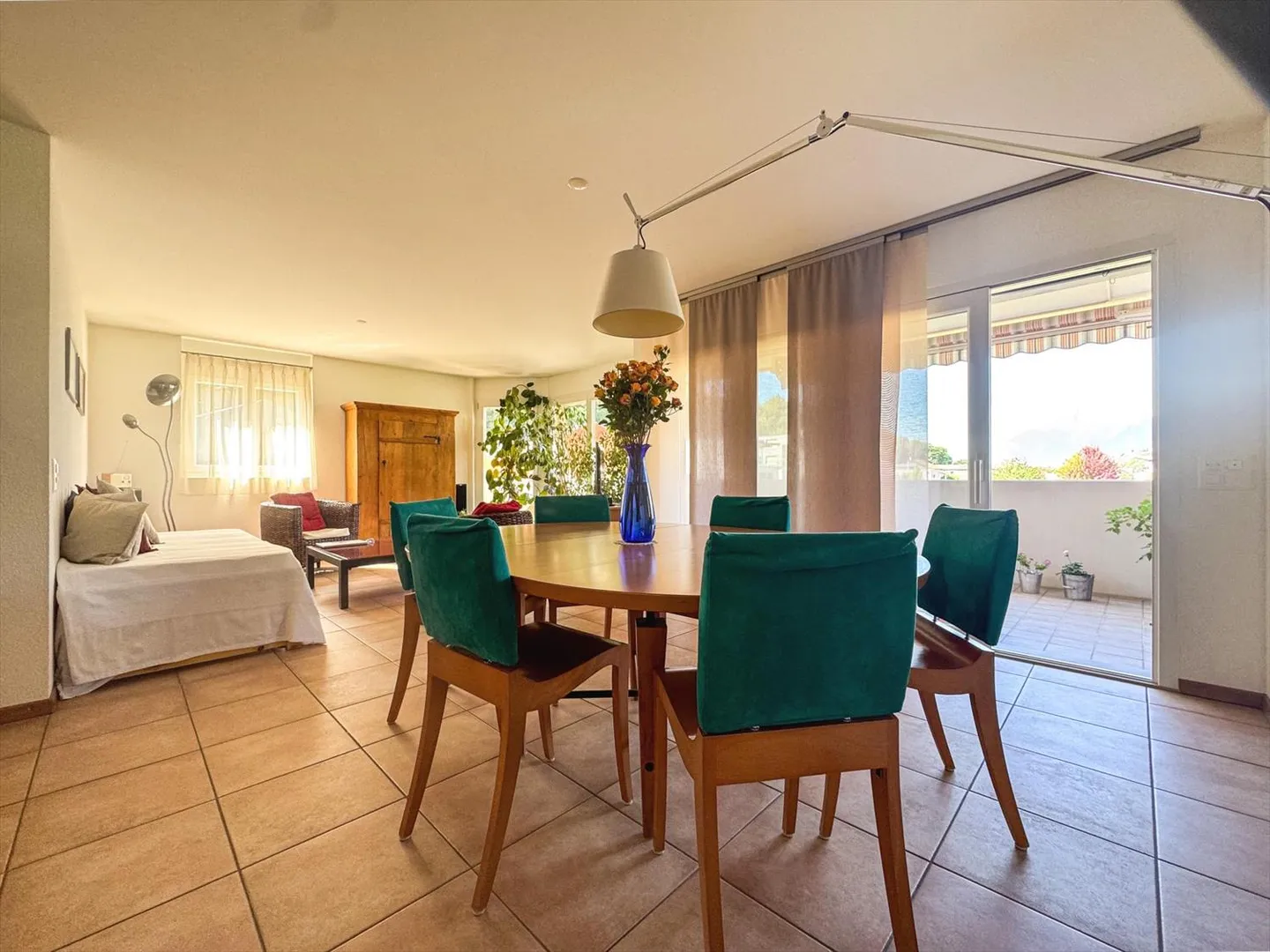 4.5 Room Apartment - Photo 1 of 11