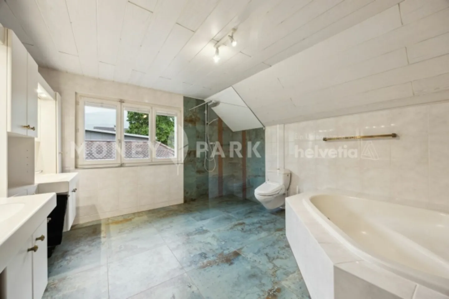 Exclusive 6.5-Room Villa - Timeless and with Many Extras - Photo 13 of 18