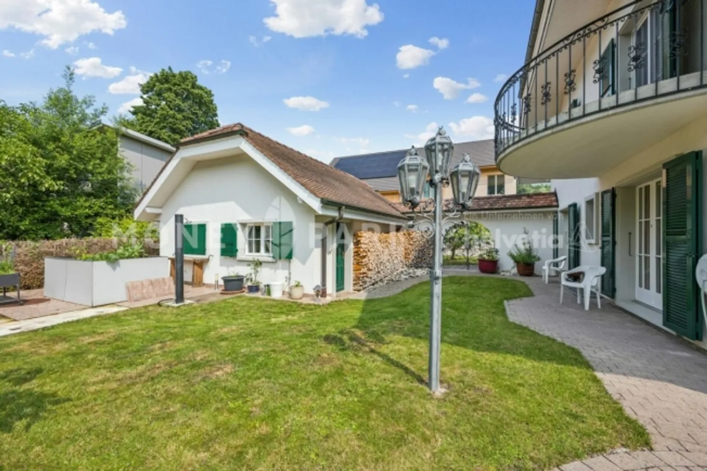 Exclusive 6.5-Room Villa - Timeless and with Many Extras - Photo 16 of 18