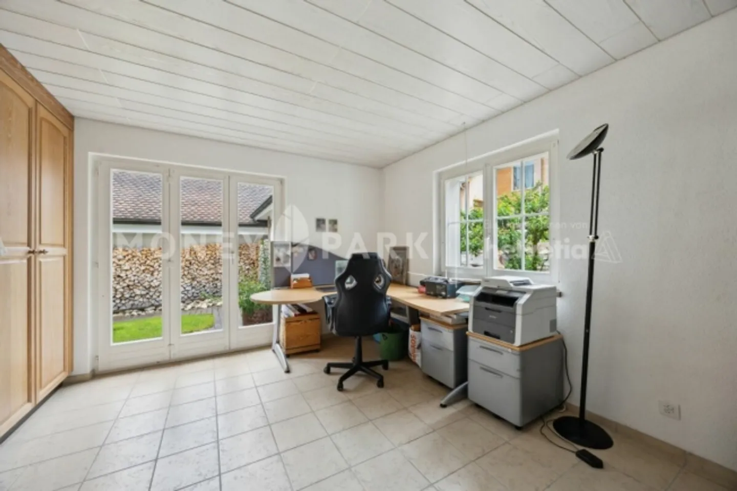 Exclusive 6.5-Room Villa - Timeless and with Many Extras - Photo 7 of 18