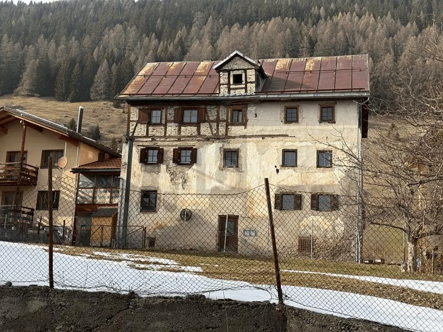 Proprietà unica con status di seconda casa - Foto 1 di 3