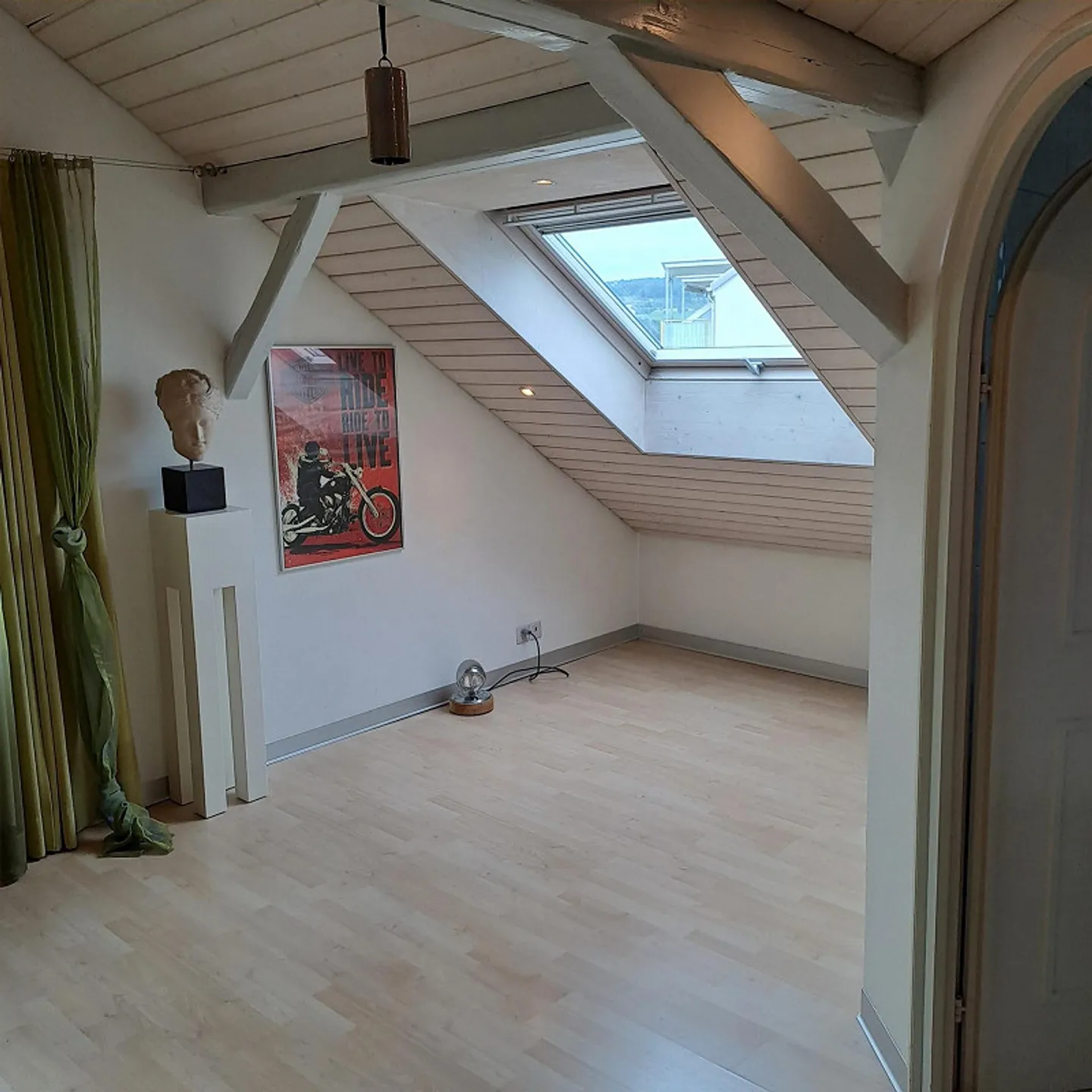 Single-family house with sales area - Photo 6 of 29