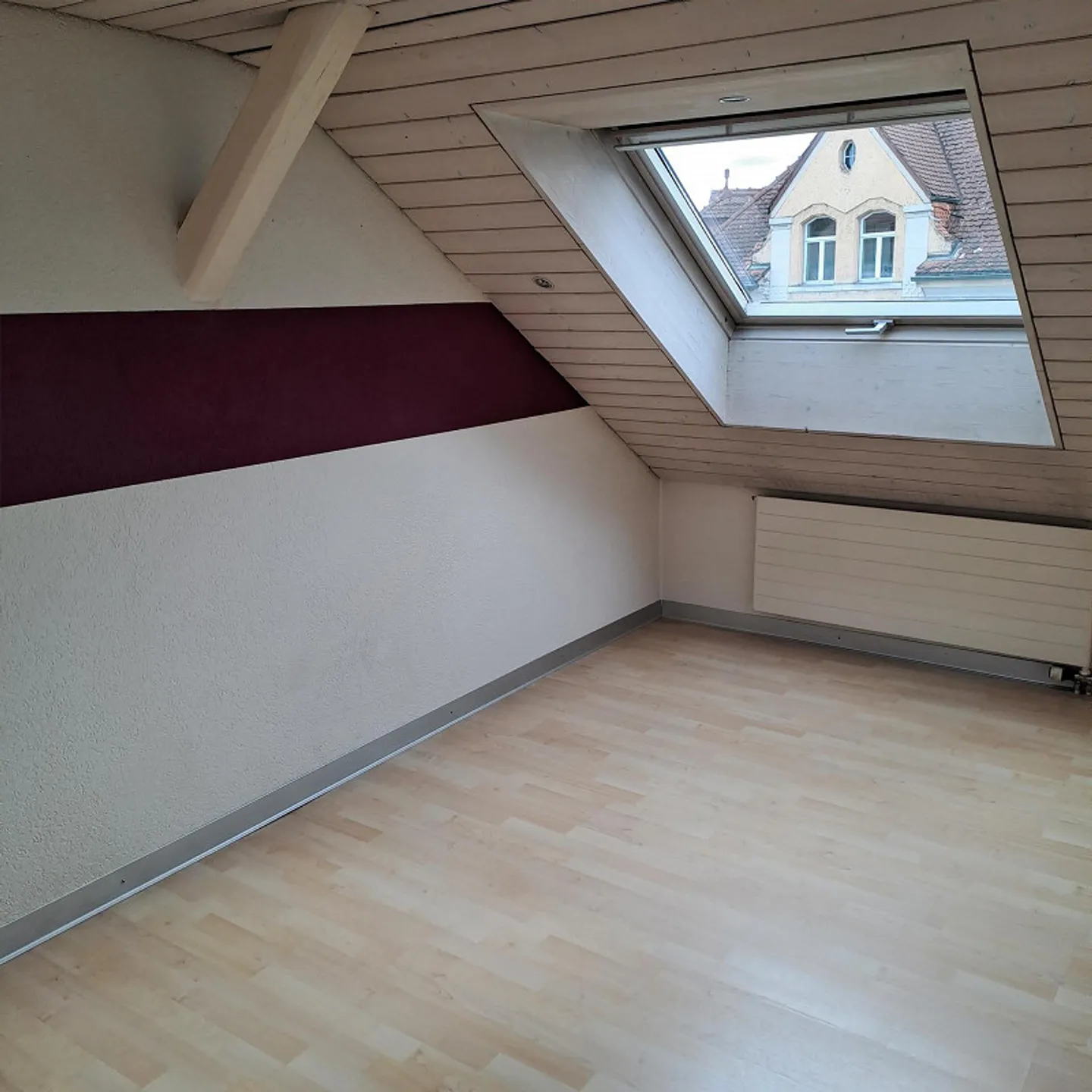 Single-family house with sales area - Photo 8 of 29
