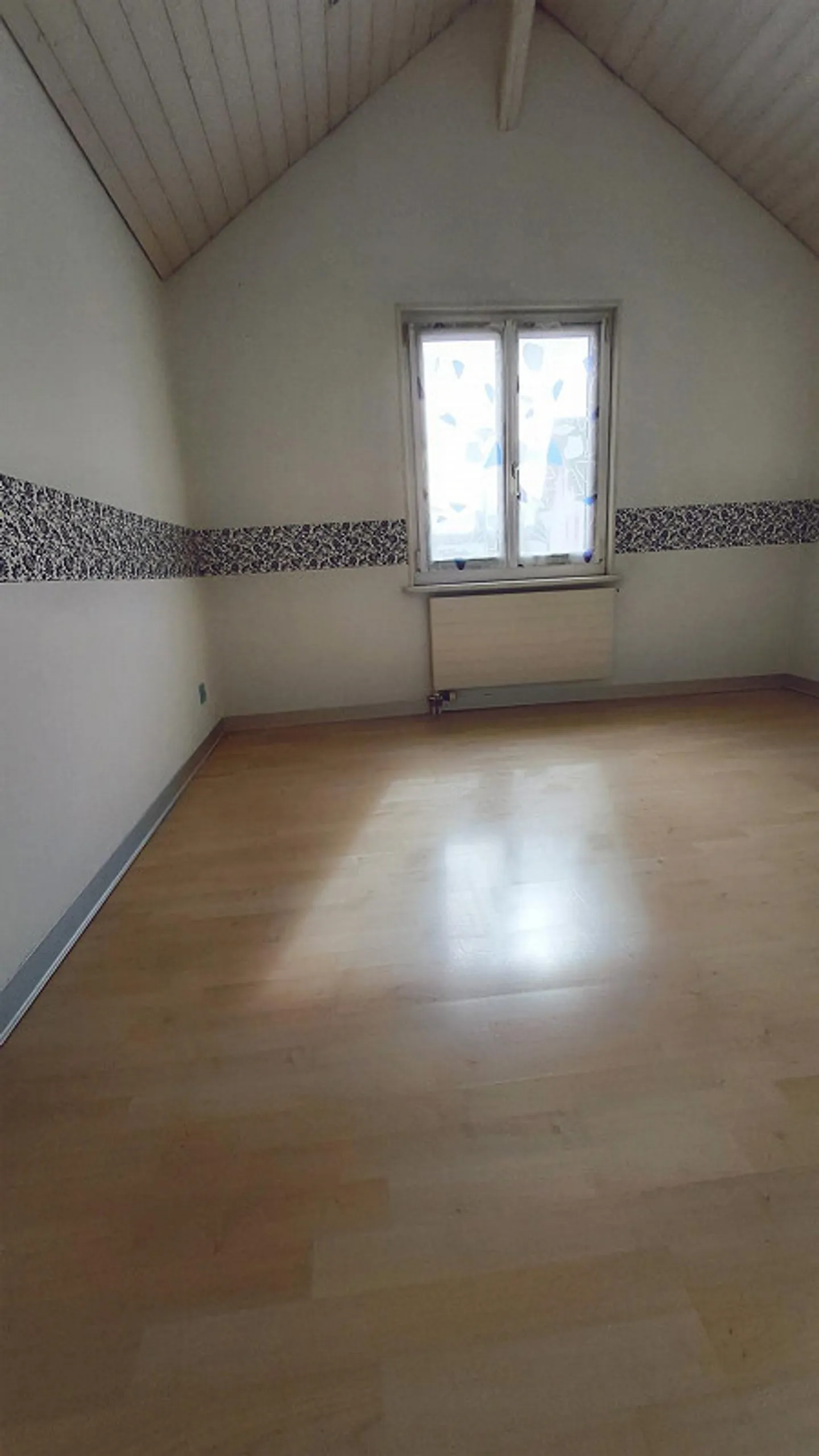 Single-family house with sales area - Photo 7 of 29