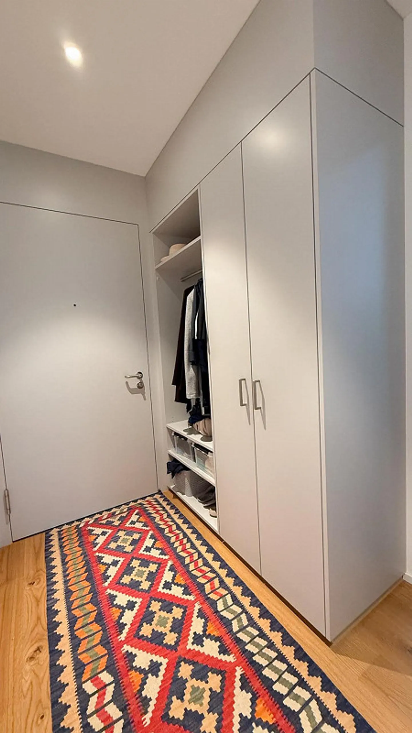 Moderno appartamento 2 1/2 locali con loggia - a pochi passi dal lago - Foto 6 di 7