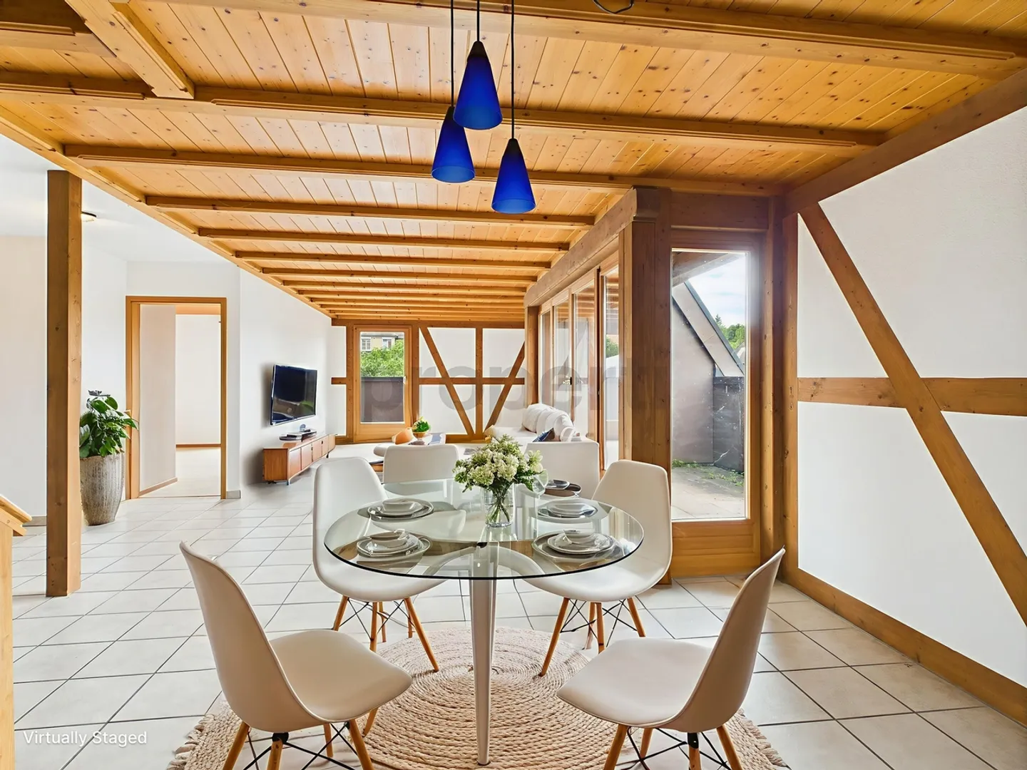 Appartement en duplex spacieux de 4,5 pièces à Ersigen - Photo 4 sur 13