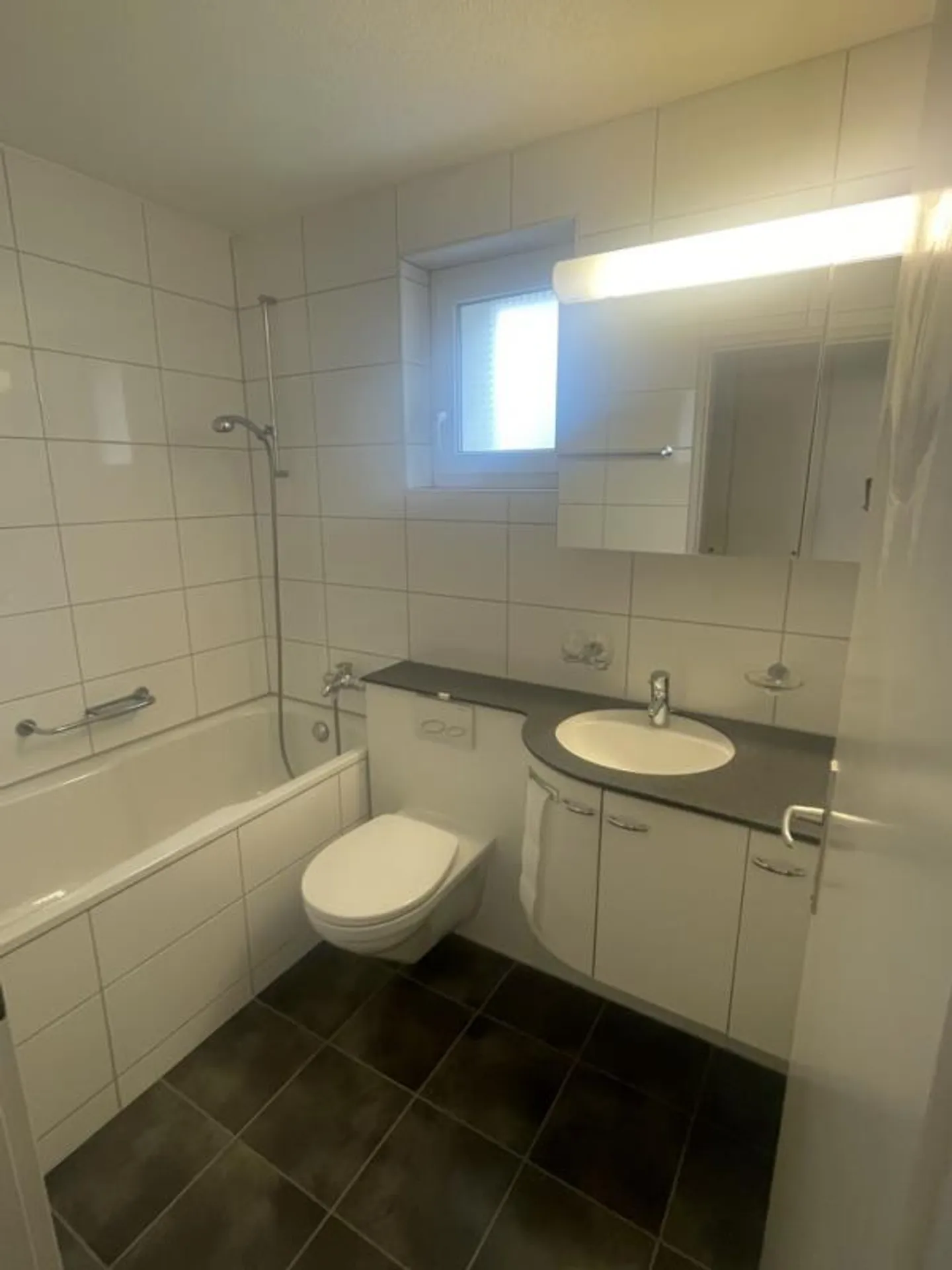 Qui si vive tranquillamente e in posizione centrale - Foto 6 di 6