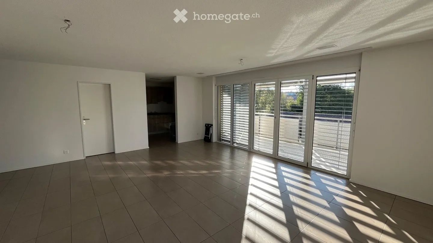 Appartement 4.5 pièces avec 2 places de parking et station de recharge - Photo 1 sur 5
