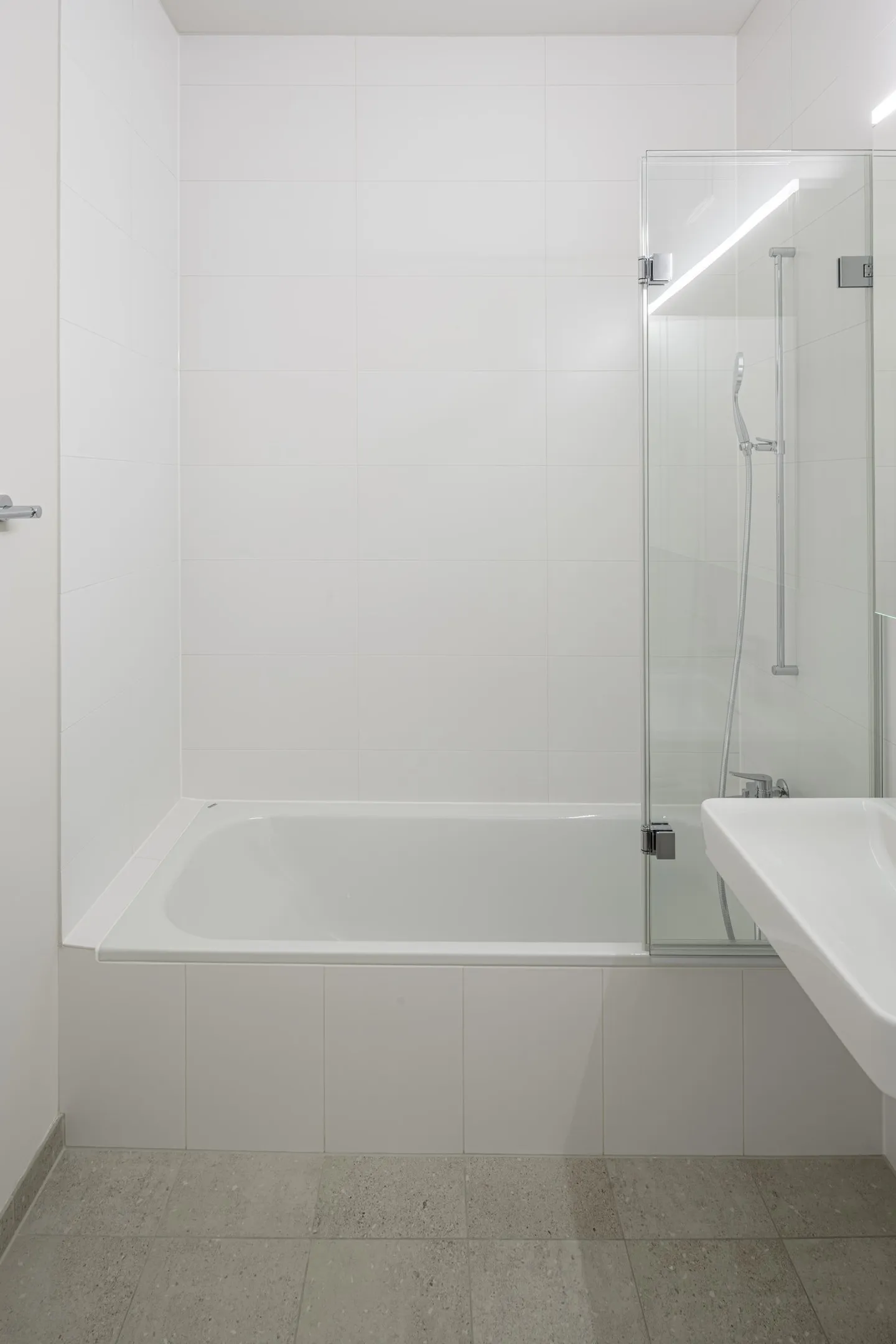 3.5 room apartment in Niederuzwil - Photo 3 of 3