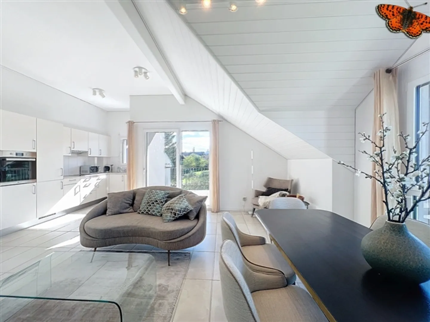 "3.5 ROOMS - FURNISHED!" - Photo 1 of 11