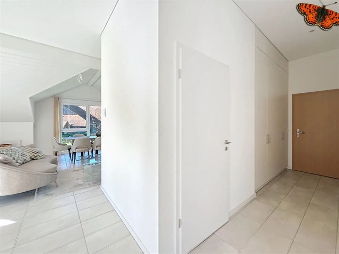 "3.5 ROOMS - FURNISHED!" - Photo 7 of 11