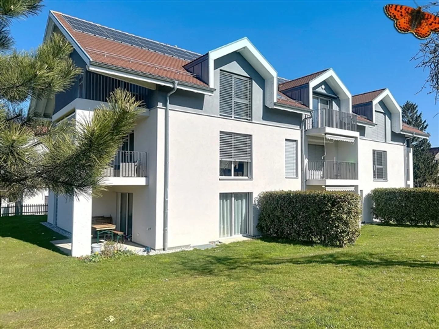 "3.5 ROOMS - FURNISHED!" - Photo 10 of 11