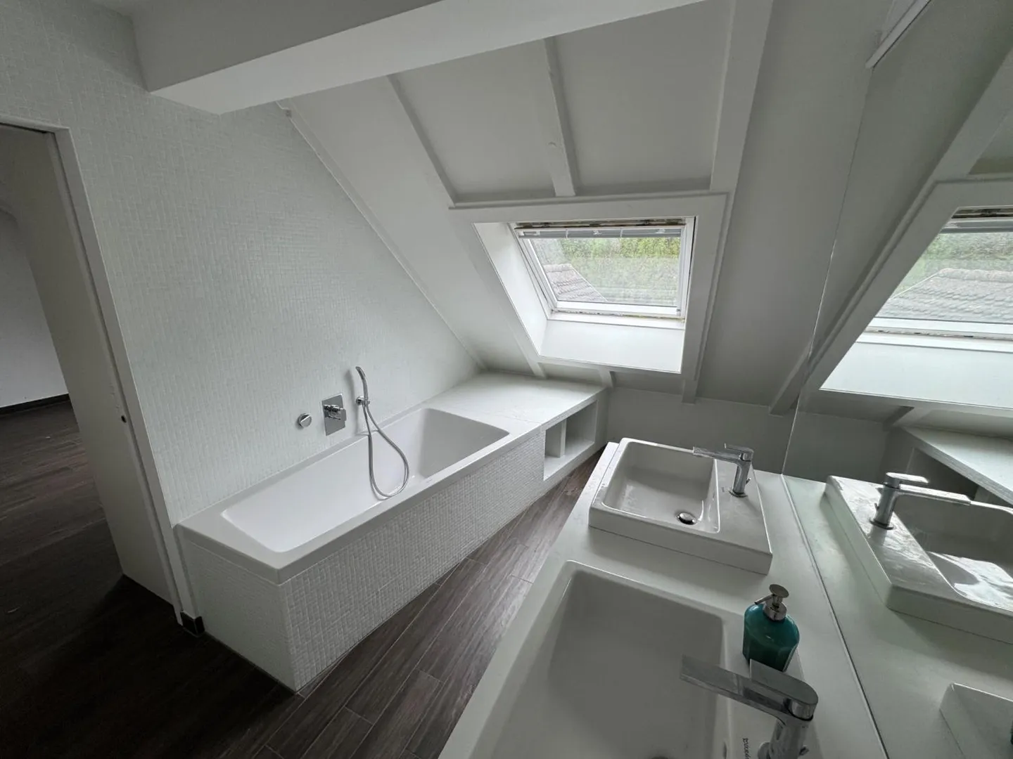 Apartment with 4½ rooms in the top floor duplex - Photo 3 of 9