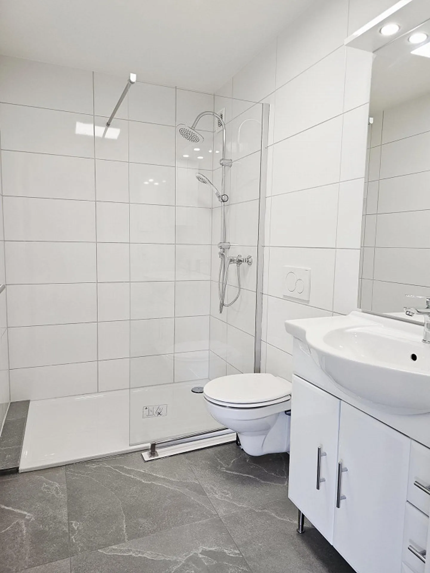 Prima occupazione con posizione perfetta - Appartamento 3.5 locali (502/505) - Foto 3 di 14