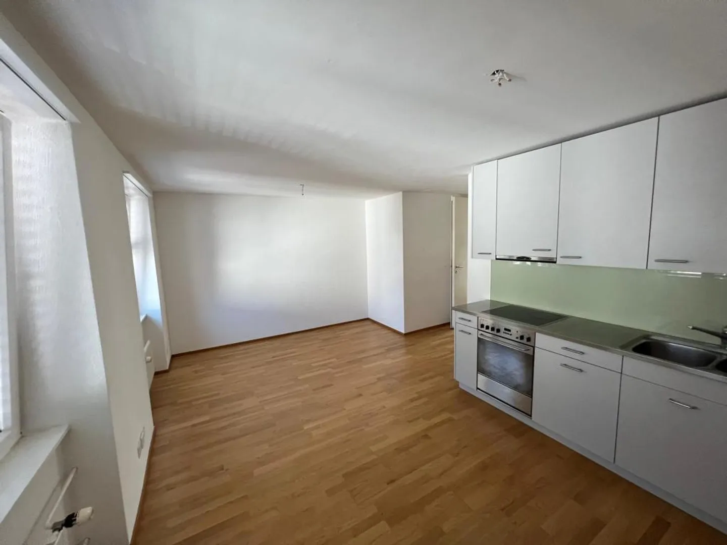 Moderne Wohnung im Zentrum von Domat/Ems - Foto 2 von 6
