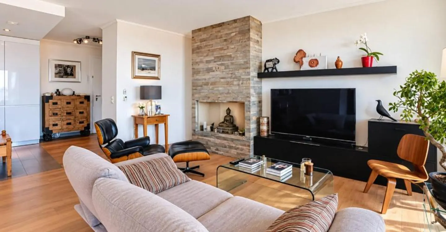 Superb 3.5-room apartment with large terrace and stunning lake view - Photo 6 of 10