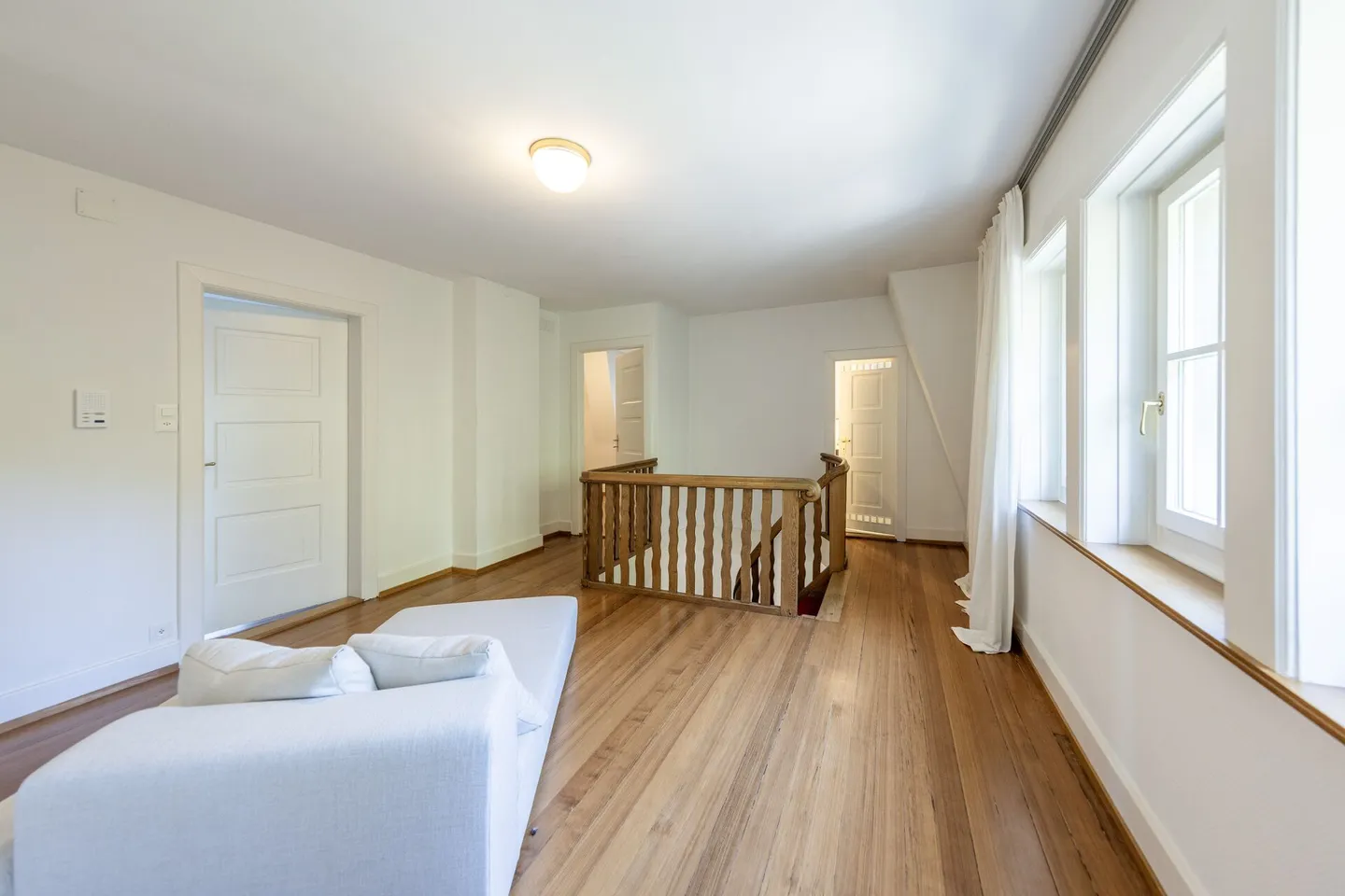 Villa Urbaine Exclusive (9,5 Chambres) dans un Emplacement Prisé à Zurich - Photo 5 sur 9