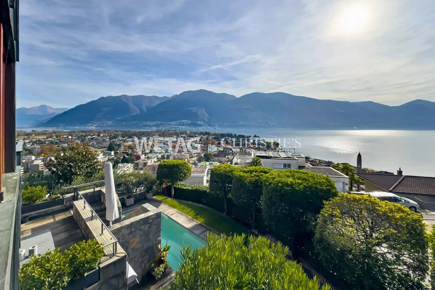 Exclusive, contemporary villa in a privileged location with stunning lake views in Ascona for sale - Photo 1 of 13