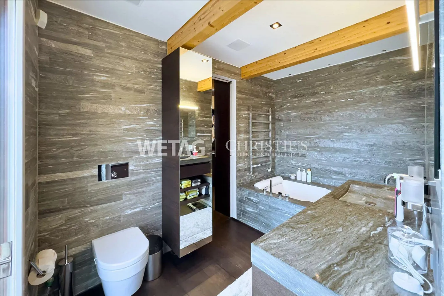 Exclusive, contemporary villa in a privileged location with stunning lake views in Ascona for sale - Photo 12 of 13