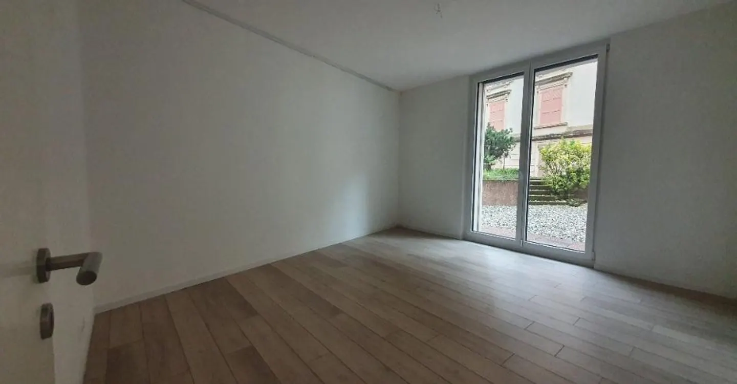 Appartement de luxe avec terrasse - Photo 5 sur 9