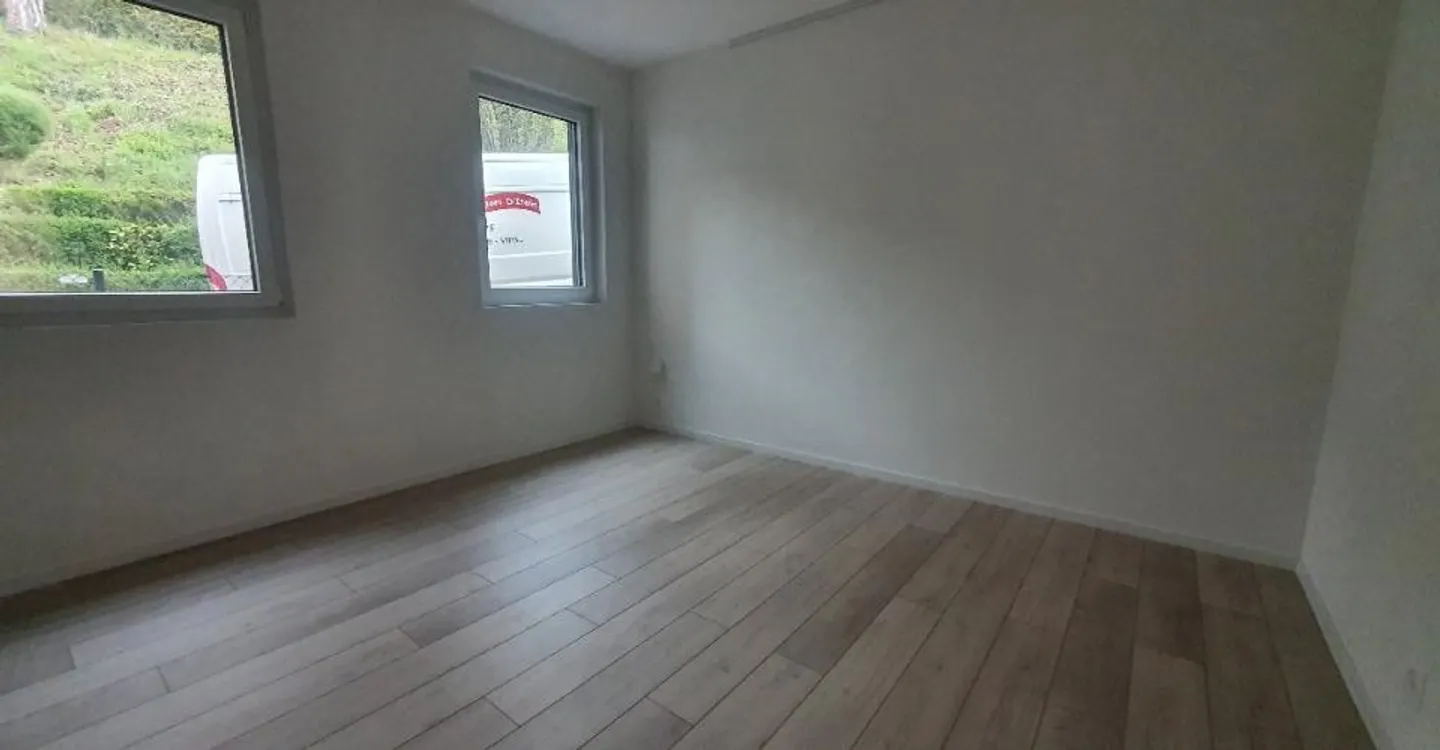 Appartement de luxe avec terrasse - Photo 6 sur 9
