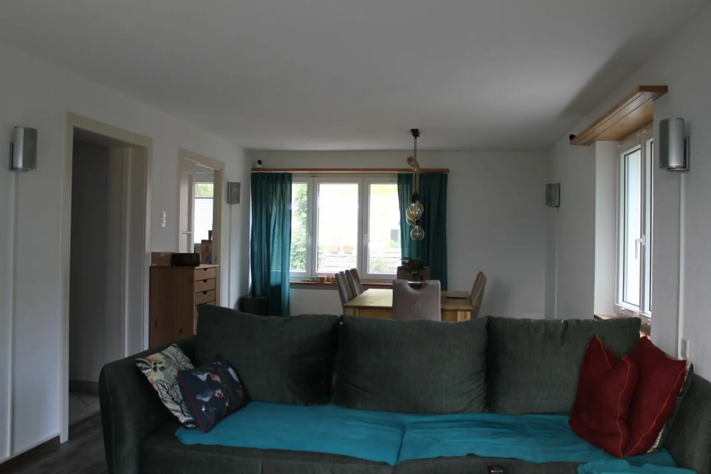 Bright 3½-Room Apartment in Azmoos - Photo 5 of 13