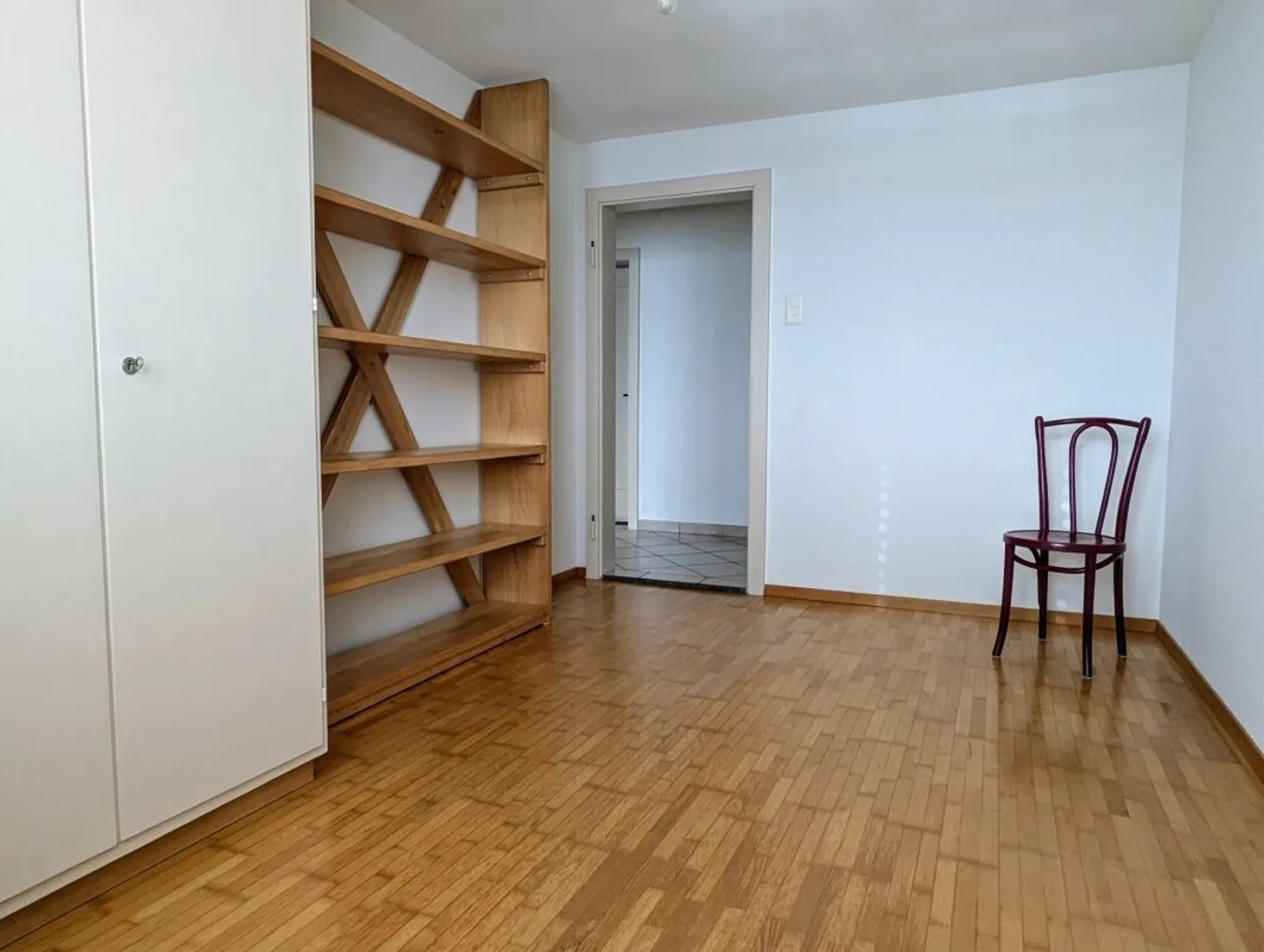 Bright 3½-Room Apartment in Azmoos - Photo 9 of 13