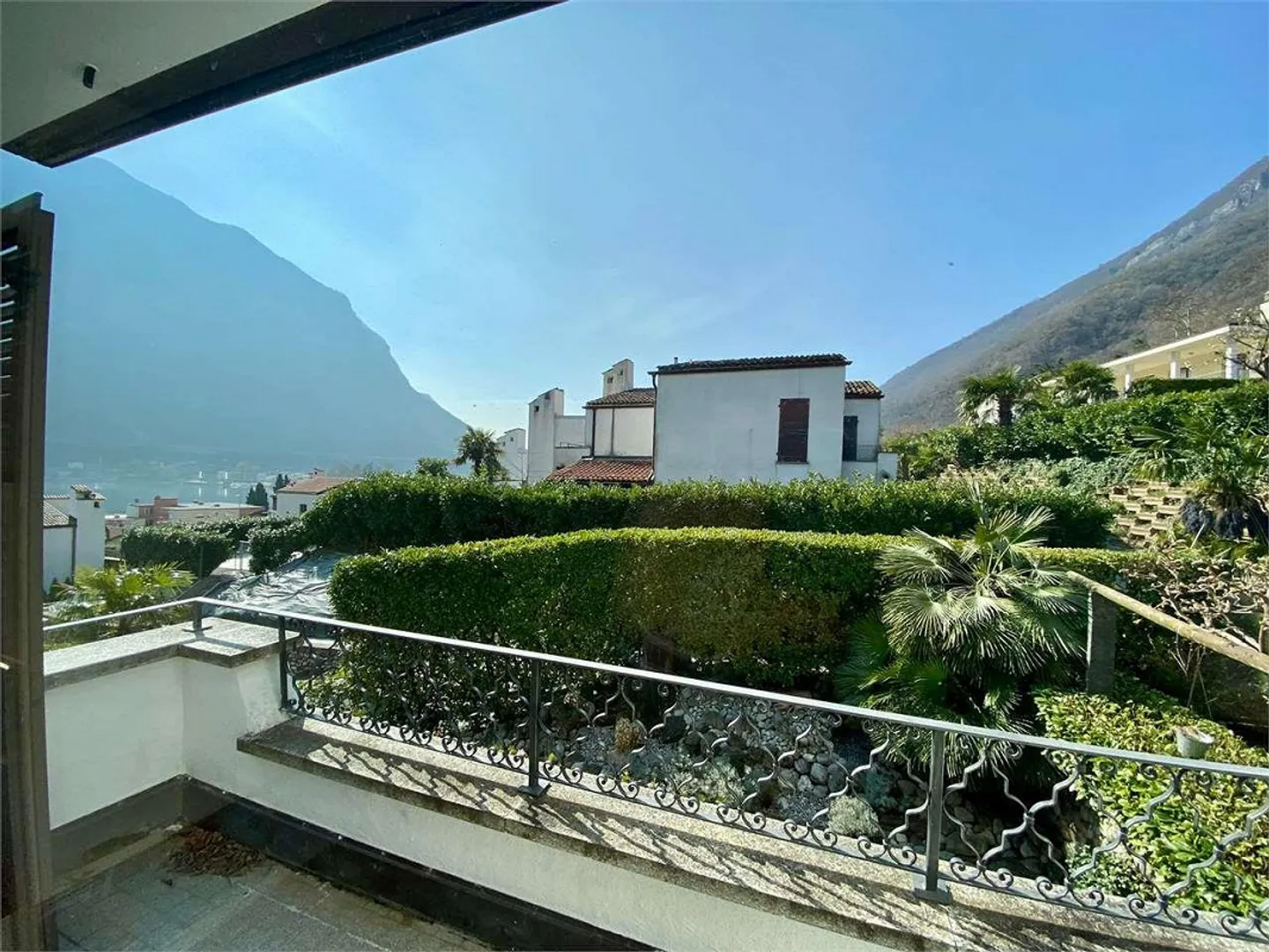 A Riva San Vitale - Incantevole villetta 5.5 loc con vista lago (I/D) - Foto 10 di 13