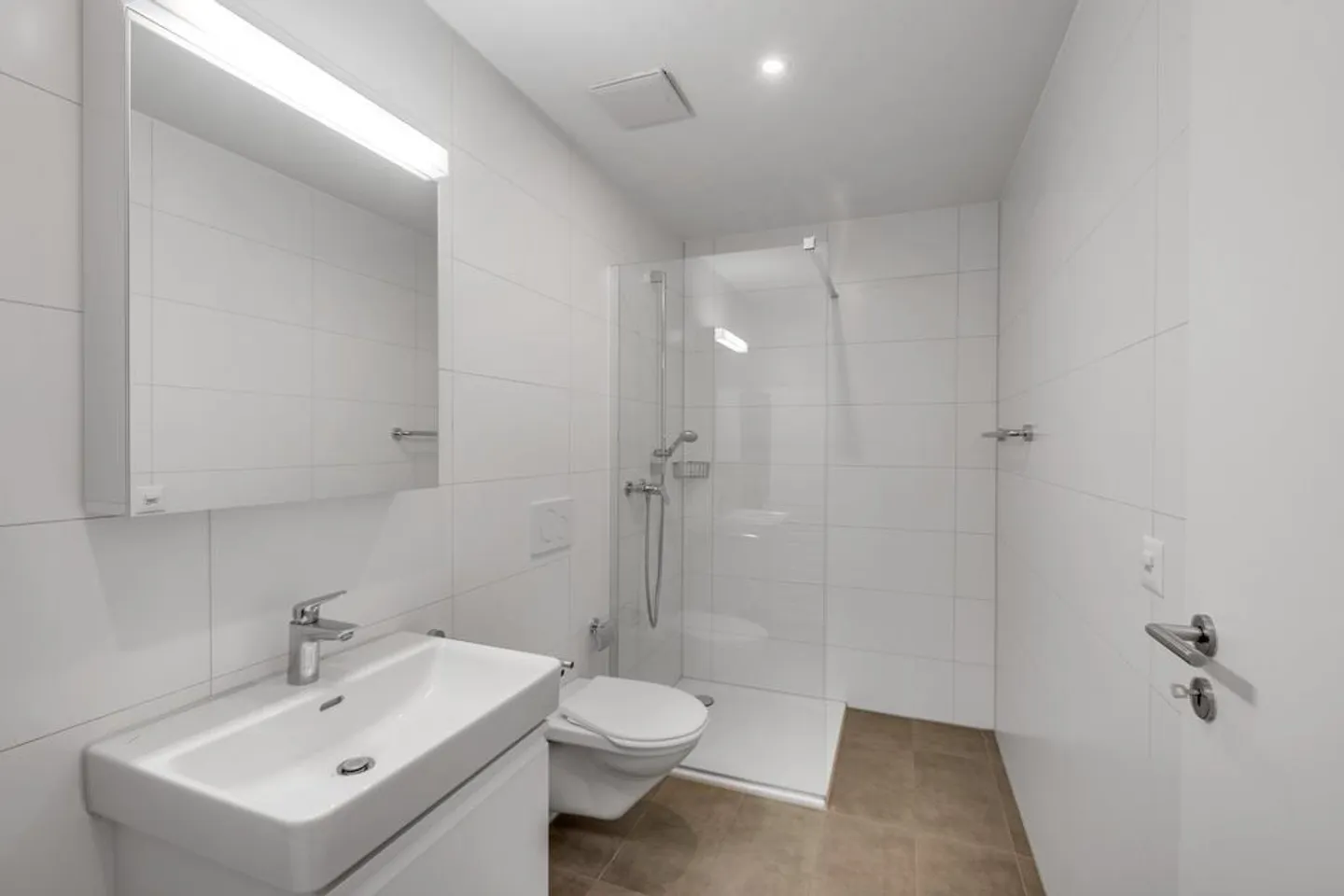 Vivere spazioso nella migliore posizione. Appartamento di 4,5 stanze a Döttingen! - Foto 8 di 8