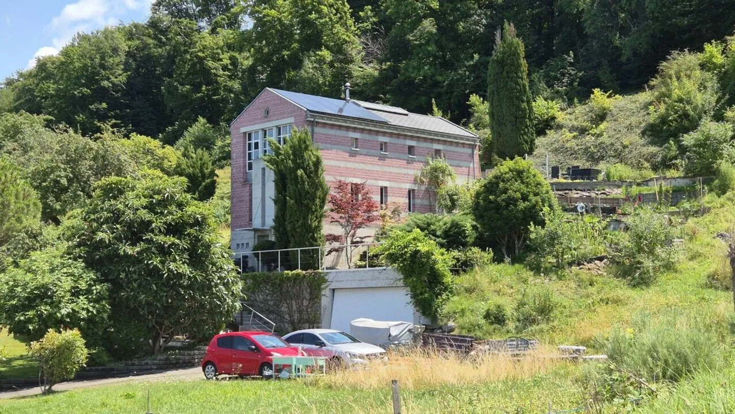 Villa di design con 4,5 stanze all'uscita di Bouveret - Foto 1 di 17
